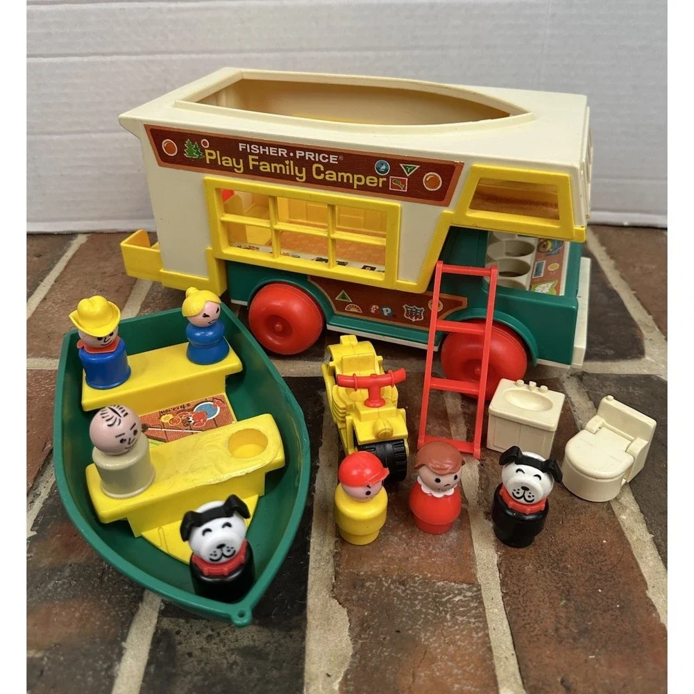 Vtg 1972 Fisher Price Play Family Camper Little People Accessories Dogs Boat